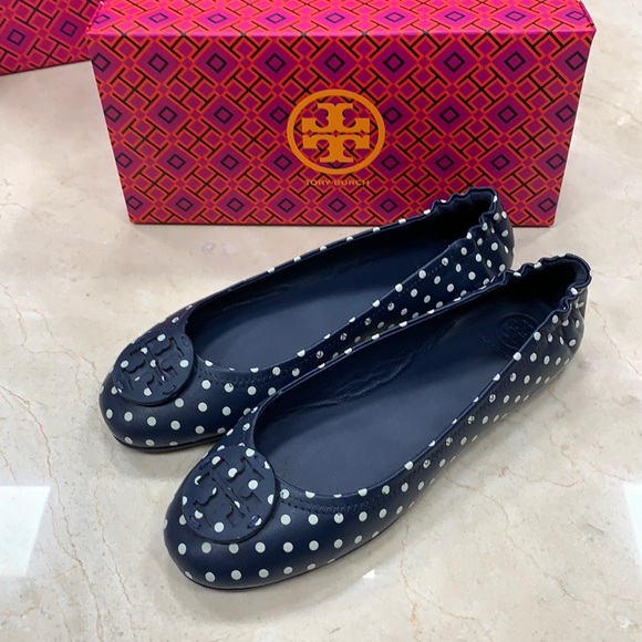 TORY BURCH NAPPA LEATHER TRAVEL BALLET FLATS CLASSIC NAVY DOTS SIZE 8.5 - Picture 10 of 16
